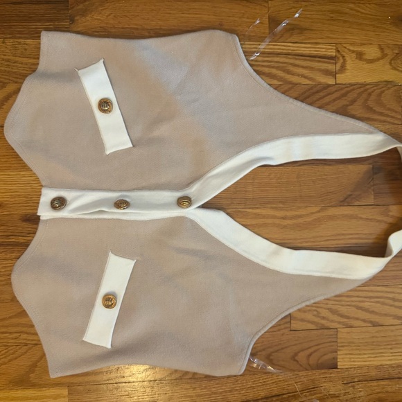 Beige and White Halter Vest with Gold Buttons - Picture 2 of 2